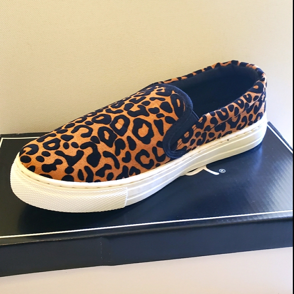 Qupid Reba Leopard slip on sneaker